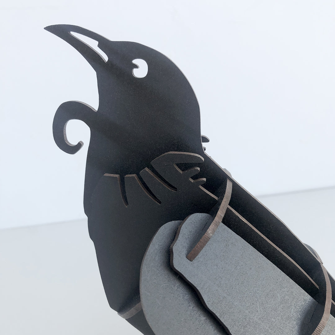 Tūī Woodenbird