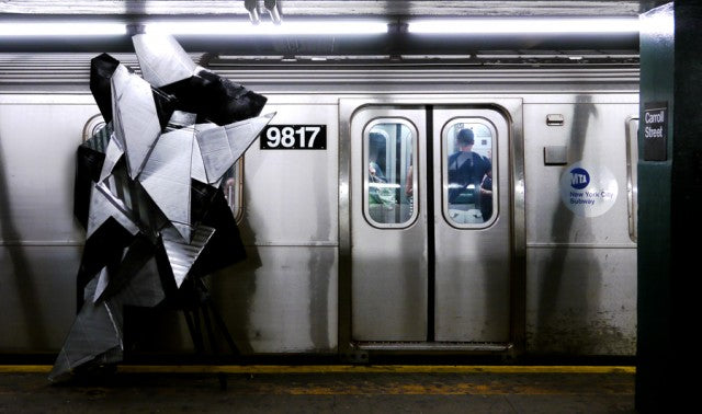Metalbird loves – NYC street art