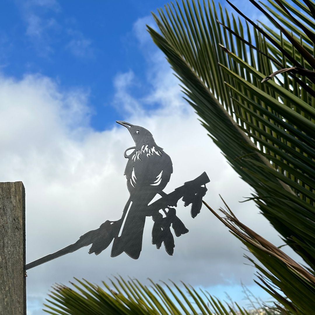Centennial Tūī