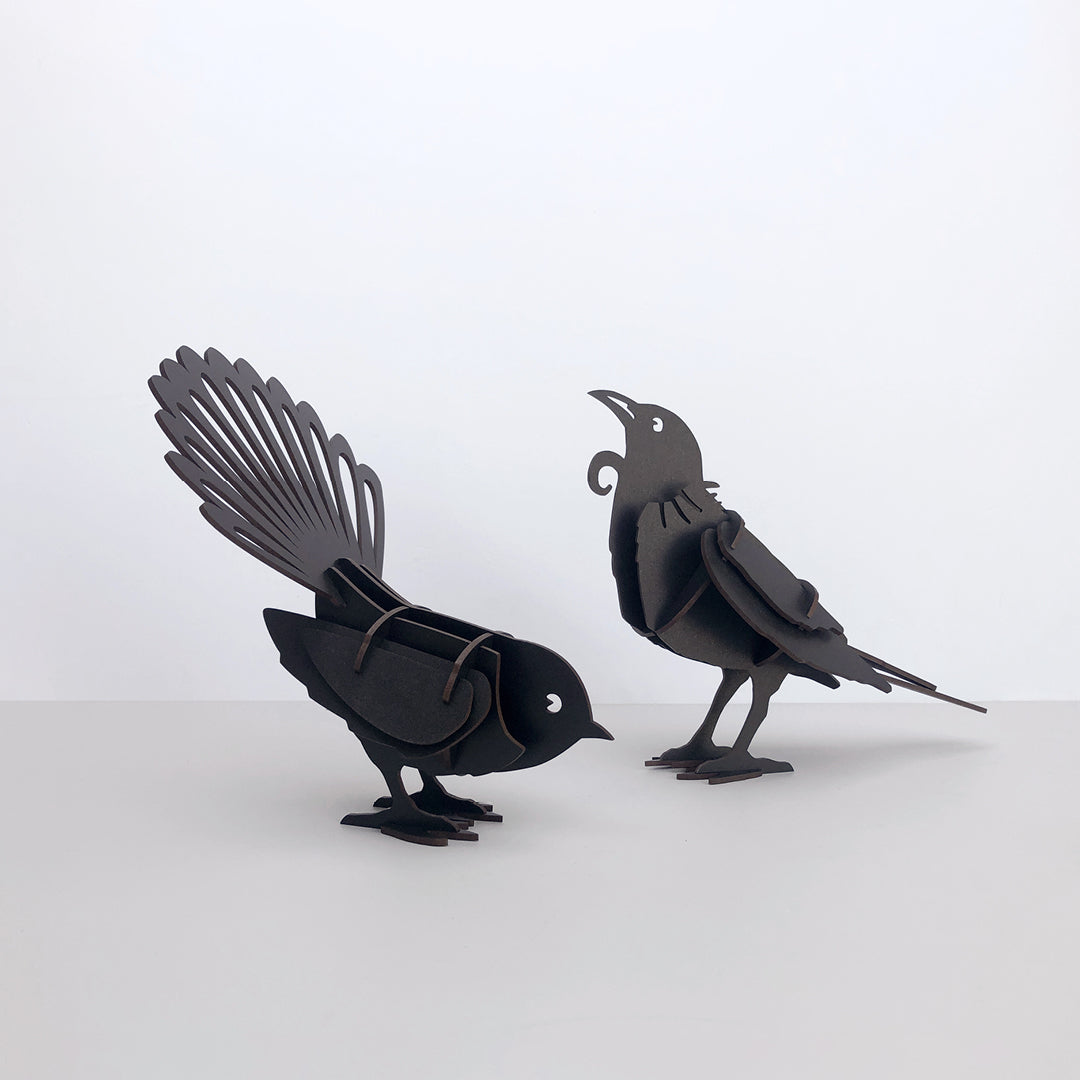 Tūī Woodenbird
